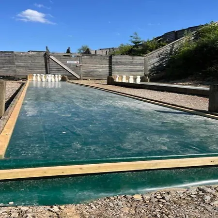 Cozy Tent With Activities * Wanne